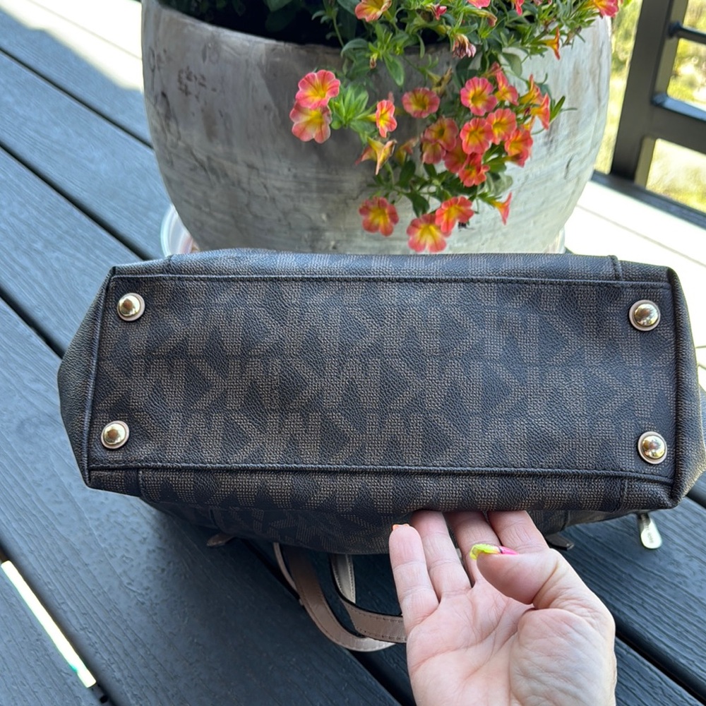 Michael Kors Black and Tan Signature Tote - Picture 6 of 9